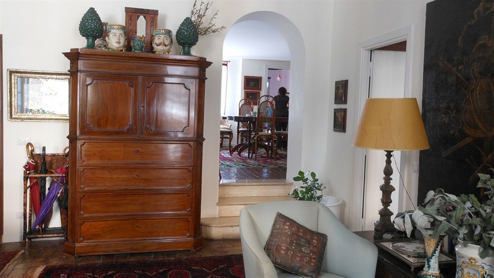 B&B Casa De Luca A Campo De Fiori Rome Exterior photo